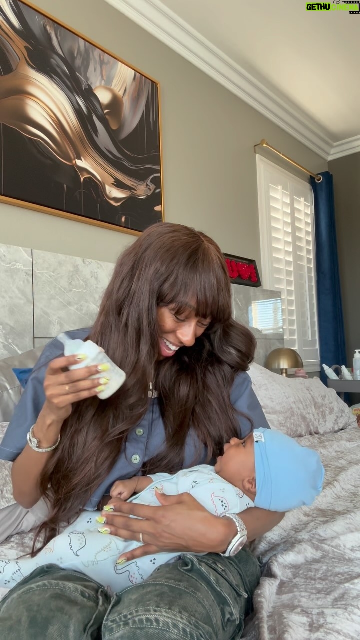 Lala Milan Instagram - According to social media, most baby parents are doing it all wrong smh 😑.. (no babies were harmed in the making of this video) #BabyHumor #MomJokes Do you really think lightly shaking to calm the baby can affect the brain?👀 Los Angeles, California