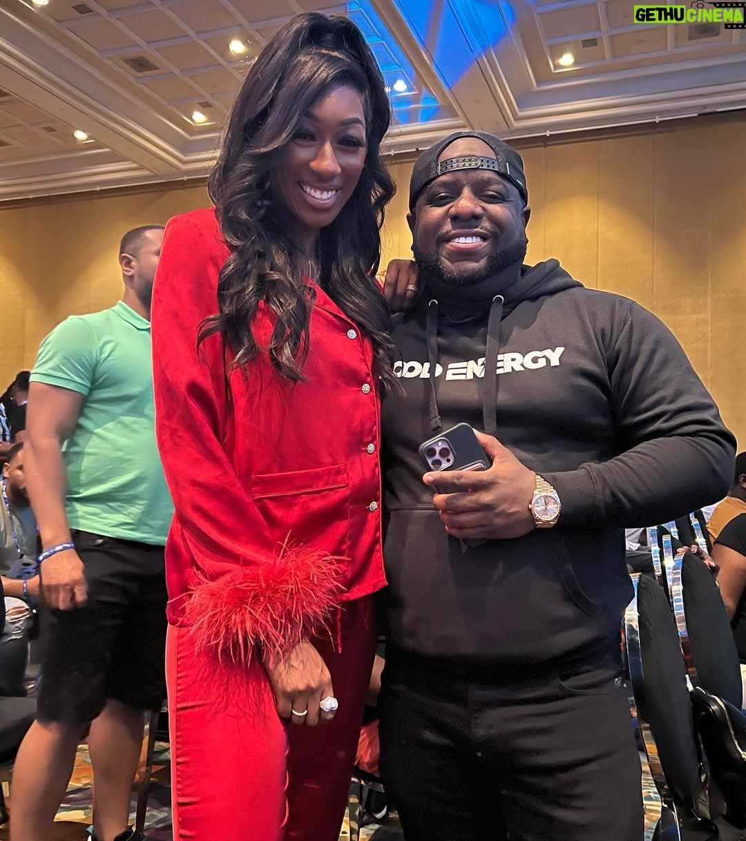 Lala Milan Instagram - Your network determines your net worth.. The ones that get it, get it. The ones who don’t, don’t 😏 Las Vegas, Nevada