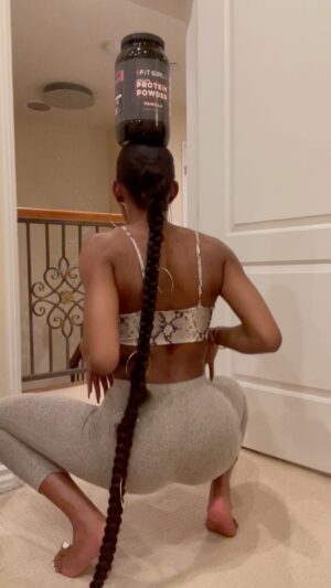 Lala Milan Instagram - I’m trying @ciara mating dance since my prayer got returned to sender😩 orig. @royal.g 
—
@fitgirlbod protein 💓🏋🏾‍♀️