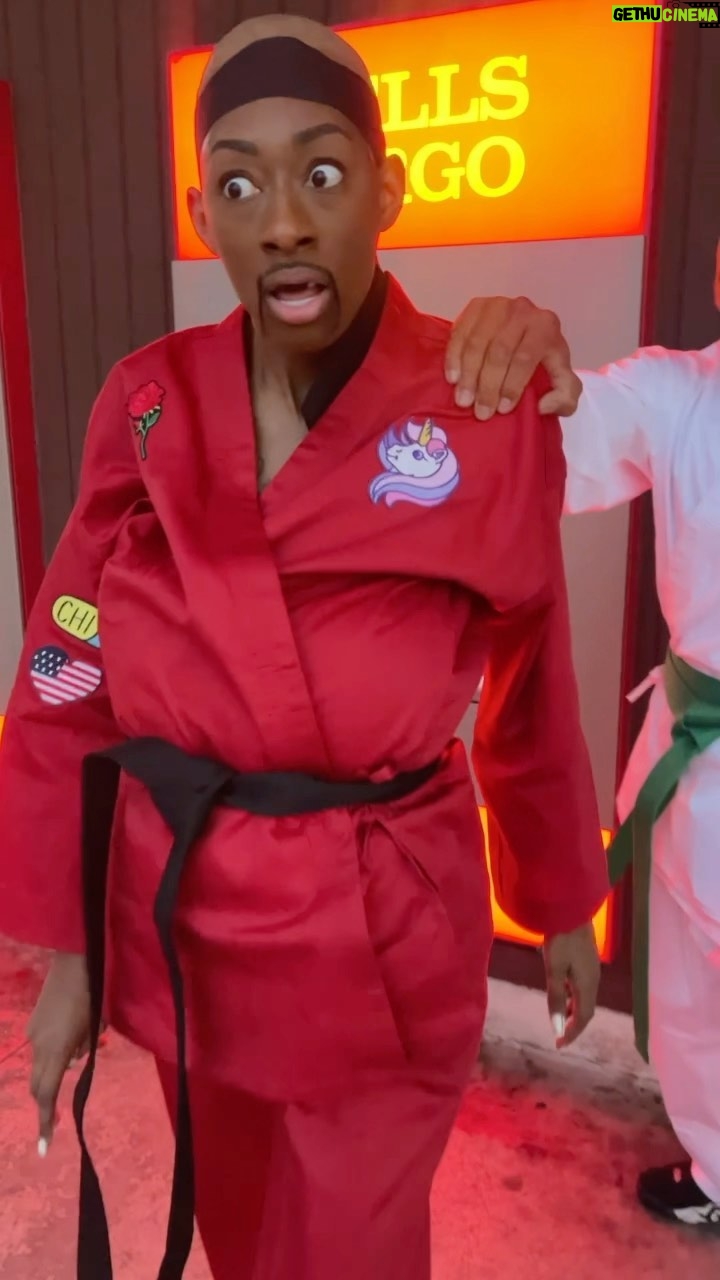 Lala Milan Instagram - SILLLENNCCEEEE ! SIIILLLEEEENNNNCCEEEE! Happy HAL-LA-WEEN 🎃😂 —— Ft. @freddyramseyjr 🎥: @theratoya #DragonFlyJones @martinlawrence