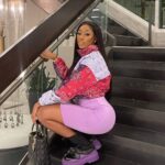 Lala Milan Instagram - It’s all there💜 —- @fitgirlbod Outside
