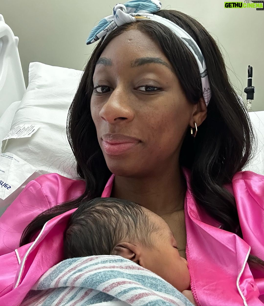Lala Milan - 639.8K Likes - He’s here! After 12 hours of Labor, Baby Boy safely arrived into this world on 1/22/24 ♒️🥰 I’m officially a WHOLE MOM!! God is amazing— I watched myself give birth in the mirror while being surrounded by so much love🥰 I’ve always known that I wanted to be a mom but this feeling is still so surreal😩 I just be looking at him like, wow— u really slid outta me?! To my village, thank yall so much ❤️
@iamtylerp_ I love you baby & thanks for giving me a whole new purpose in life.
@theauntiedoula Thanks for making our birth process even smoother by advocating for us before, during, and even now after birth.
@itsthesamechristine Ma, I love you. Thanks for literally selling your house and moving across the country to come be my nanny😩
- Lastly, to @doctor_nikki_midwife of USC Keck you are EVERYTHING. We’re so grateful for you 👩🏾⚕️
Mommy Milan.. Yeah, I love it already 😝🥳 Now excuse me while I go breastfeed my son, my milk just matured!!! 🥳🎉