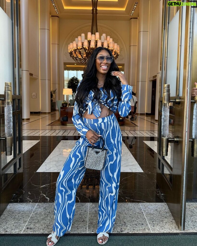 Lala Milan Instagram - Mommy Milan’s Day out💙 —— MUA: ME HEAUX Install: ME HEAUX Hair: @thevirginhairfantasy (use my code: LALA20) Beverly Hills, California