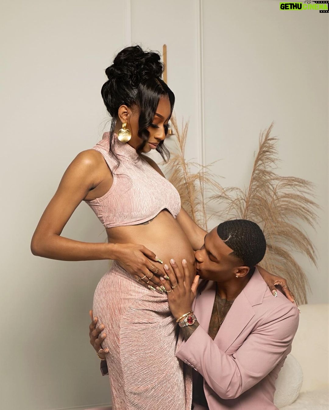 Lala Milan - 743.9K Likes - LaLa Milan + TylerP = 3
We’re having a baby!!🤰🏾 There’s nothing more precious than life itself, and we’re sooo excited and blessed to be bringing a little one into this world ✨ (Behind the scenes LINK IN BIO)
——
Thanks to @essence for the beautiful write up 😍
——
Special thanks to our Team:
Creative Director: LaLa Milan
Photographer: @rootheshooter
Hair: @lilistouch
Unit: @thevirginhairfantasy