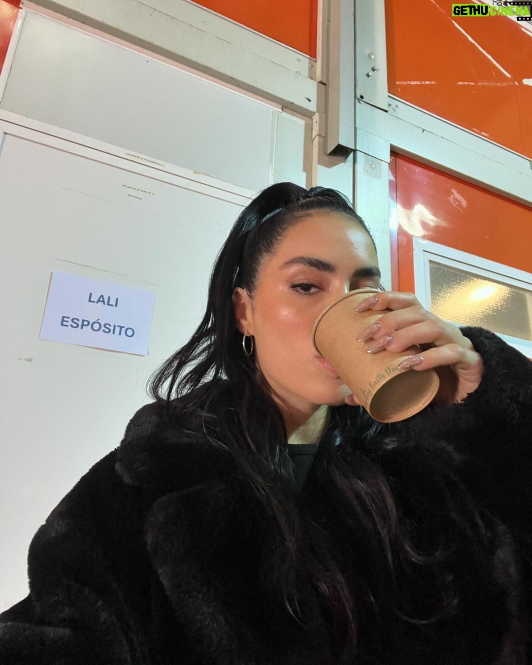 Lali Esp贸sito Instagram - Y yo te digo Eyyyyyyyyy.....馃枻鈿★笍