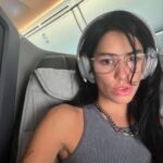 Lali Espósito Instagram - 🤍Avion Lectura y Beboteo 🤍Llegada a Madrid 🤍El Dillom filmándome cómo una Tía orgullosa 🤍Autoretrato en el ñoba de un espacio cultural 🤍El Laucha tirando facha 🤍Flasheando 🤍Limpiando las energías del mal 🤍El gatito más lindo del mundo 🤍Antes de cantar con la Naiki 🤍Una tortilla que estaba increíble Besos! Lxs Quiero🫶