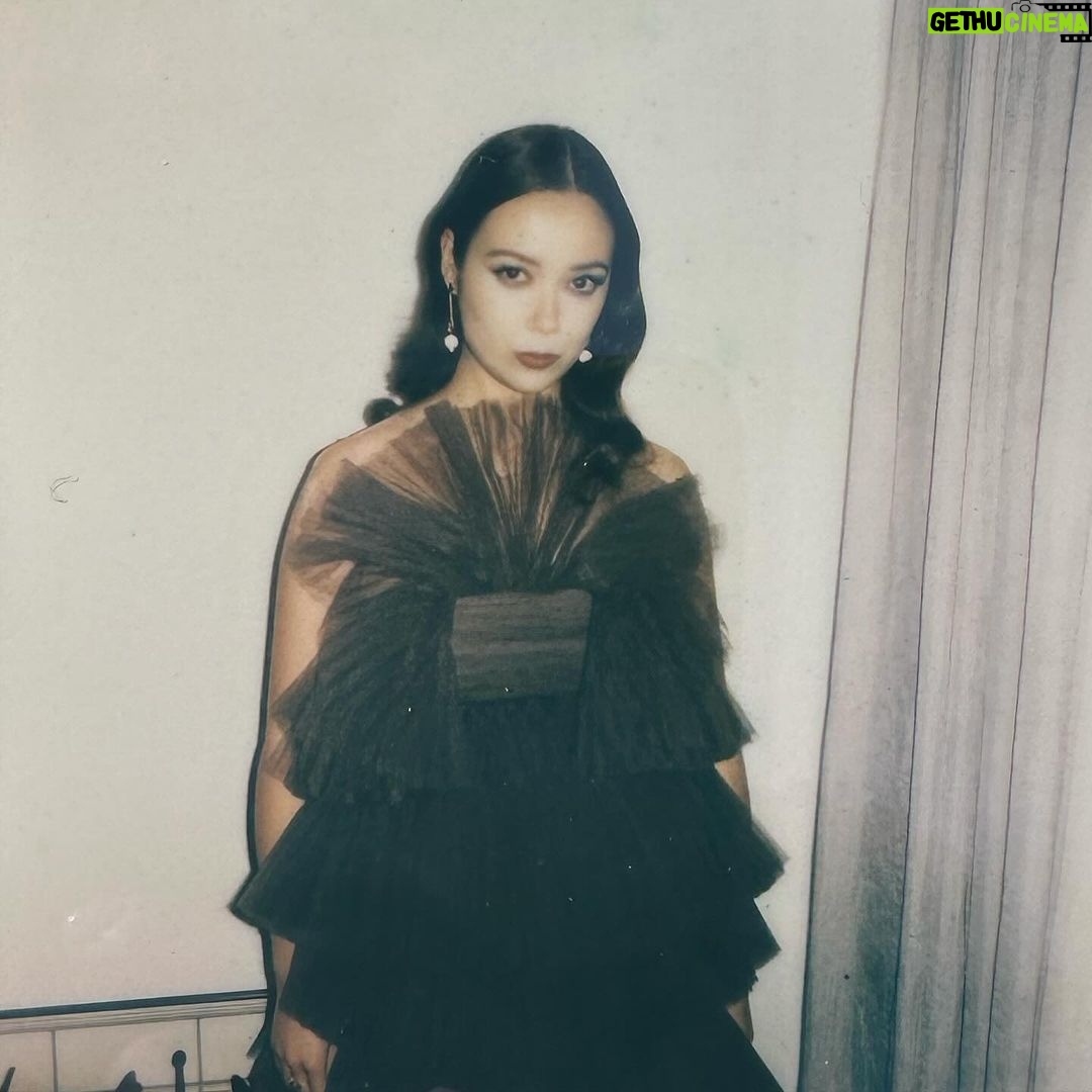 Laufey Instagram - 🤎 thank you @spotify @altuzarra