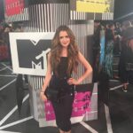 Laura Marano Instagram - So insane that this was only a year ago 🙈🙈🙈😜😜😜!!! 2016 has been such an amazing year, and I can’t wait for the @VMAs on Sunday! Will you be watching?? #OrbitGum #TimeToShine #ad