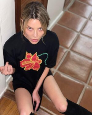 Lauren German Instagram - I’m excited to launch a special project I’ve been working on for Children’s Hospital Los Angeles.  I’ve partnered with Bonfire to offer a collection of comfy shirts featuring my artwork, but the best part is 100% of the net sale proceeds supports the @childrensla Expressive Arts and Therapies Program. Every shirt sold will help children cope with the challenges of illness and hospitalization through art, music and dance. Link in bio 📷 @ubermunky 

Thank you for your support! I look forward to seeing you in my design for an amazing cause. Grab yours now! LG

-There’s 21 days to get your orders in - this campaign batch ends May 4th

-All proceeds form this merch campaign go to CHLA - including the additional donations

-All items will print and ship at the end of the campaign batch (kind of like a preorder)

-If anyone has any questions or concerns please reach out to support@bonfire.com and their team can help!