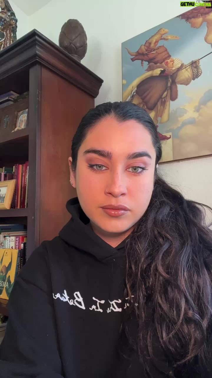 Lauren Jauregui Instagram - Happy Muslim Women’s Day! Part 1 of my conversation with @amani ✨🤍🥰
