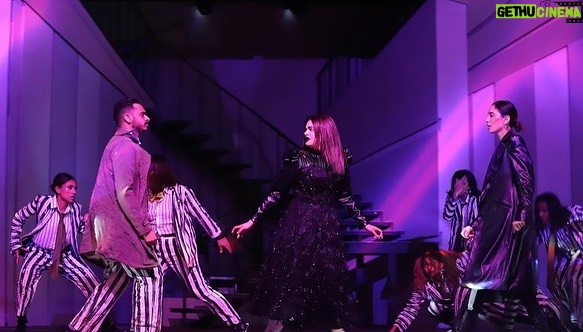Layali Dehrab Instagram - اشوفكم الخميس روح تنطركم 👑🕷🕸🕷🕸🕷🕸🕷 #ليالي_دهراب #العناكب تصوير : @mq_photoshoot تصميم الازياء @dr.desho Kuwait City