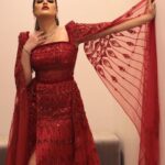 Layali Dehrab Instagram - عزيز النفس ماهو انسان متكبر بس يقدر قيمه نفسه 👌 ثاني سنه على التوالي مع افخم دار ازياء بالشرق الاوسط @labourjoisie @nadimski . Special thanks for the most iconic fashion house For the lovely roses dress @labourjoisie & and thanks for the creative designer @nadimski . Dress @labourjoisie @nadimski Photographer @mq_photoshoot Stylist @dr.desho