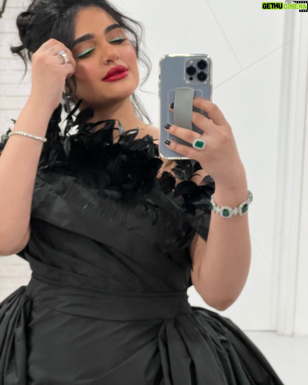 Layali Dehrab Instagram - عندما تخرج من دائرة اهتمامي، ثق بأنني لن أراك حتى وإن كنت تقف أمامي." 👑. Under the spotlight 🪄 Dress: @elioaboufayssal Jewelry: @a.h.alfares Makeup: @lynmakeup7 Hair: @ghaidasalon Photography: @leo_graphy90 Styled by: @musaed.d
