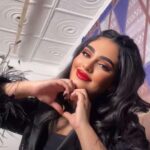 Layali Dehrab Instagram - ‏ماشكيت الحال لو شفت العجب ‏عزتي تكفي وانا طبعي صبور . ماوطى راسي على الدنيا لأحــد ‏رغم ضيق الوقت واتعاب السنين ‏.. ‏عـزتي مقيــاس و شمــوخي بلد ‏والمـواقف درسـها عندي ثمين