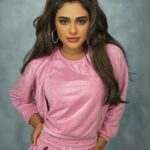 Layali Dehrab Instagram - لازم نواكب الهبة 😇🤣 #aitrend