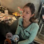Lee Hye-ri Instagram - 내일 기대중 🩵