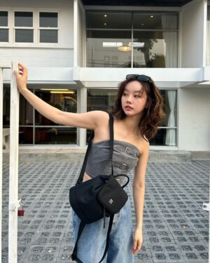 Lee Hye-ri Instagram - @dazedkorea