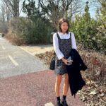 Lee Si-young Instagram - 날이 따뜻해진 줄 알았지 난🤧 밖에 나갔다가 깜짝 놀랐네🥶🥶🥶