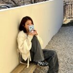 Lee Si-young Instagram - 🌫️ 공기 좋은데서 살고 싶다🥹 감기 10일차..........🤧