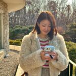 Lee Si-young Instagram - 난 아직도 추운데🥶🥹