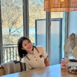Lee Si-young Instagram - 오랜만💛✨