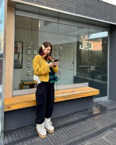 Lee Si-young Instagram - 총총총🐥 오랜만에 나들이💕💕💕