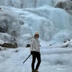 Lee Si-young Instagram - 빙벽등반❄️🥶 히말라야에 함께했던 현주대장님 덕분에 빙벽등반 첫경험 완료했습니다🫶🏻😝❤️ 운좋게 아직 얼음이 녹지않아서 운악산에서 천연빙벽으로 너무 값진 경험했어요 감사합니다🙏🏻 아니..... 무서운데 왜이렇게 짜릿하고 재밌는거죠??????ㅎㅎㅎㅎ 중간중간 계속 못믿고 의심하긴했지만 ㅋㅋㅋㅋㅋㅋㅋㅋㅋ 처음이니까😝 이날 내 전완근.... 하늘나라감......😇😇😇 다시 히말라야 가는 날까지 열심히🔥🔥🔥🔥🔥 너무 재밌어요!!!감사합니다!!!