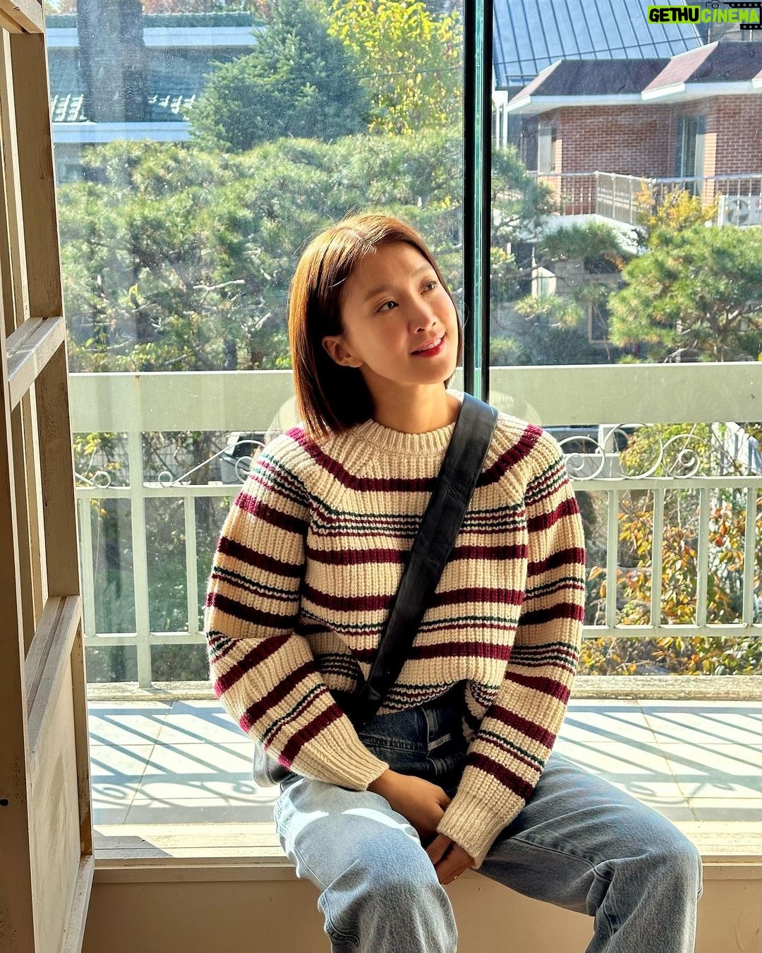 Lee Si-young Instagram - 둘이 데이트👩🏻❤️💋👨🏻💋💕