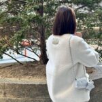 Lee Si-young Instagram - 💙 따뜻한 폰케이스 득템☺️하 기여💕💕