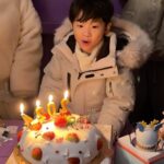 Lee Si-young Instagram - 🙏🏻 저는 운이 좋게 이번에도 너무 존경하고 사랑하는 사람들과 한해의 시작과 마무리를 함께 하게 되었습니다♥️ 그리고 2024년에는 무엇보다 몸과 마음이 건강한 한해가 되길 기도했어요✨ 여러분들도 마음 아픈일 없이 평안하시길 바래요. 사랑하는 사람들과 마음껏 사랑하고 행복한 일들만 있길 마음속 깊이 응원할께요. Happy new year🍾
