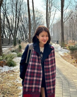 Lee Si-young Instagram - 2023안녕👋🏻