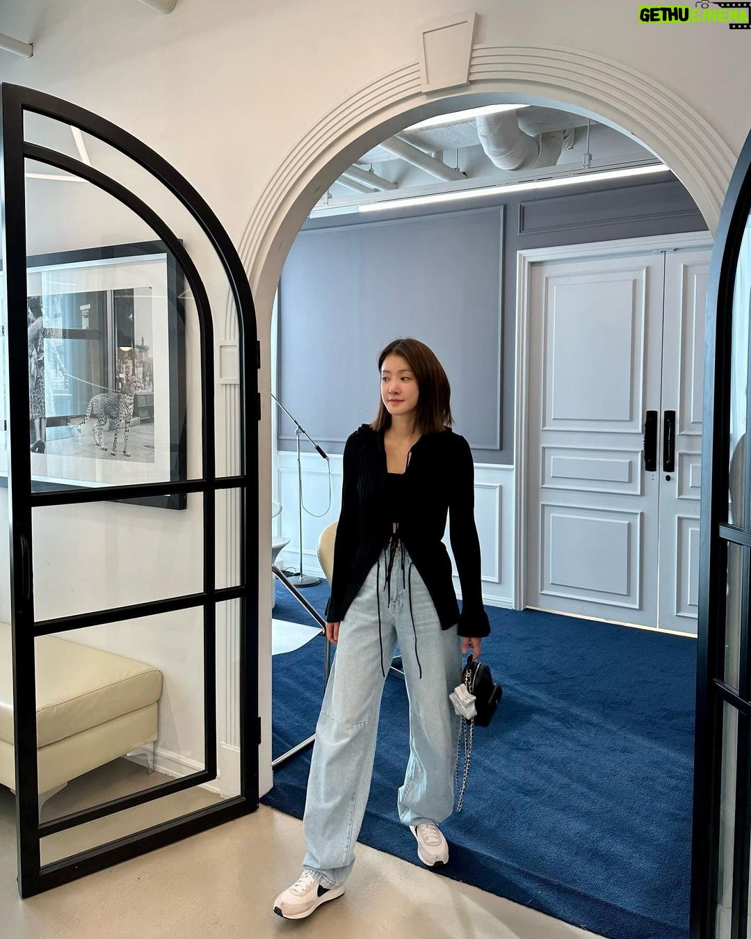 Lee Si-young Instagram - π€ 촬μ λλκ³ λλ μ’πΈβ¨π«Άπ»