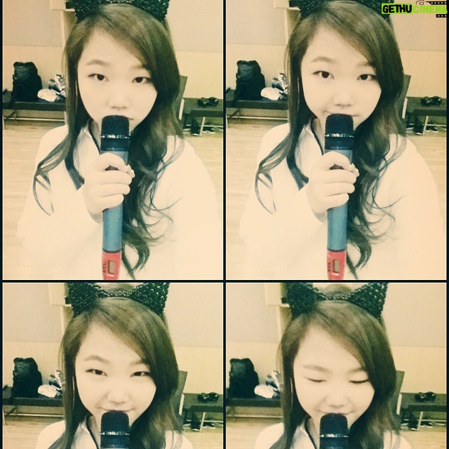 Lee Soo-hyun Instagram - 나..나도 인스타시작! #팔로팔로미