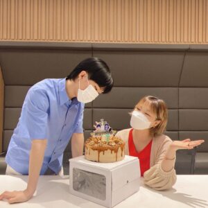 Lee Soo-hyun Instagram - 7주년 축하해주셔서 감사합니다❤️ 
앞으로도 지금처럼 사이좋게 지낼게여