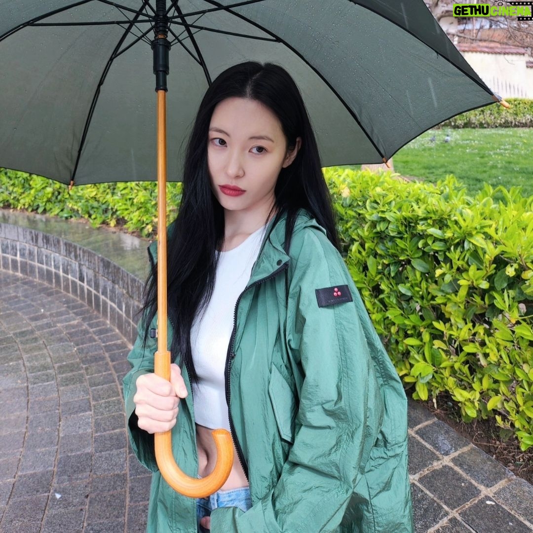 Lee Sun-mi Instagram - Rainy Croatia 🇭🇷☔️ @peuterey_kr