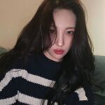 Lee Sun-mi Instagram - 머리 자르고 싶어 아니 자르기 싫어 아니 자르고 싶어 반복인 걸 보니 봄이 오나봐 흐히히 🍓🌸🎈