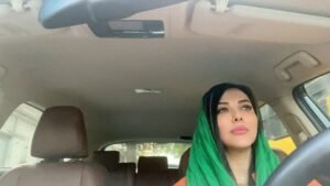 Leila Otadi Instagram - بهترین آهنگ دنیا از نظر من #لیلا 😂😍🥰❤️❤️