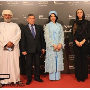 Leila Otadi Instagram - #جشنواره_فیلم #عمان #مسقط #فیلم_فستیوال #بازیگر #کارگردان #سینما #فیلم #filmfestival #omanfilmfestival #leilaotadii #parinazkangavari #پرینازکنگاوری #لیلااوتادی