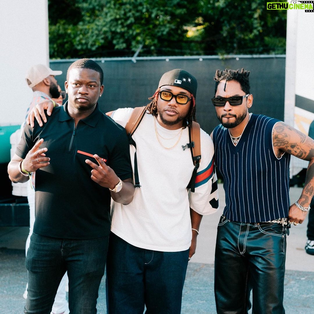Leon G. Thomas III Instagram - I’m currently surrounding myself with nothing but greatness. 📸 by @edenskiz. #motown #ezmny