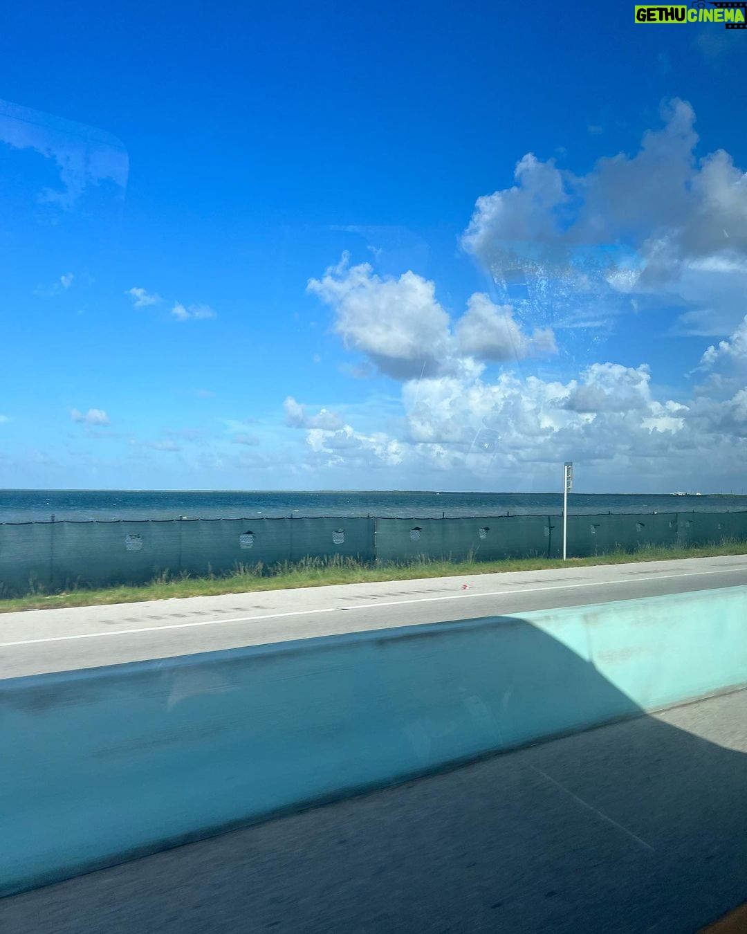 Lev Cameron Instagram - 😵💫😵💫😵💫 Florida Keys