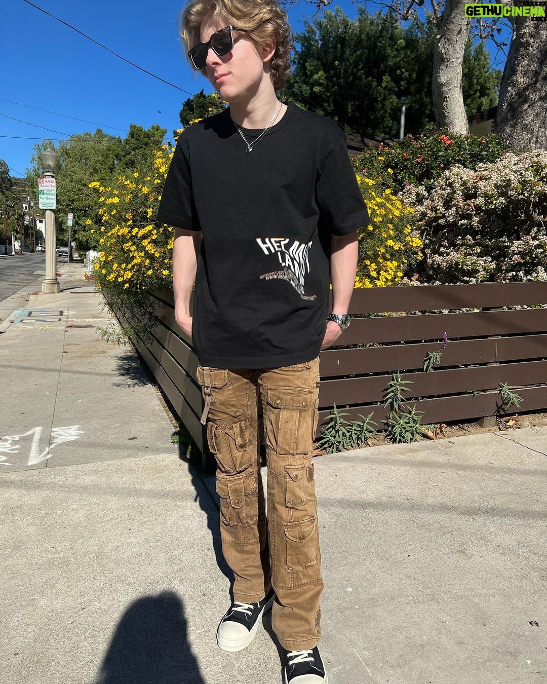 Lev Cameron Instagram - this how it be 🤷🏼♂️