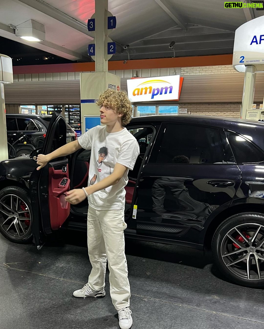 Lev Cameron Instagram - we ride Porsches in the rain