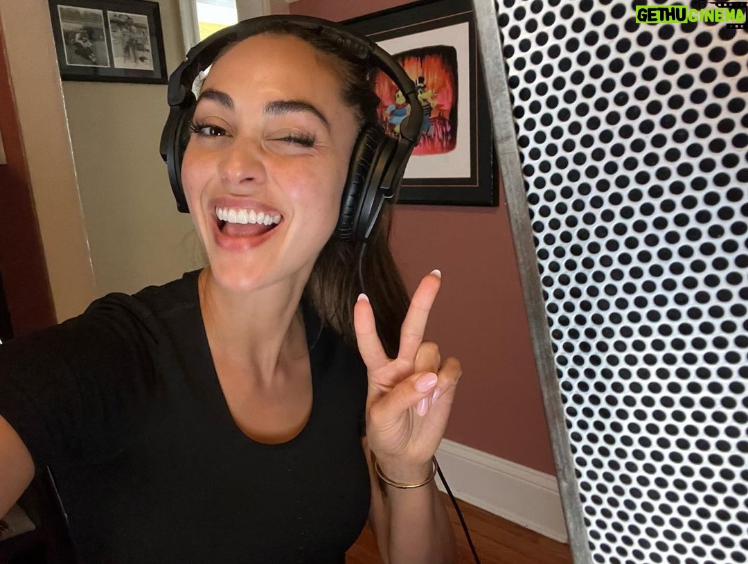 Lindsey Morgan Instagram - Ending 2022 on a high note! I voiced my first audio book “AS BEAUTIFUL AS IT SEEMS” written and directed by my dear childhood friend @dianahawk ! This story is based on a lot of our actual high school experience; a true YA coming of age story of three best friends navigating adolescence, the trials and tribulations of high school and discovering themselves along the way. It was so great to work on a passion project that hit so close to home with one of my oldest friends. Anddd probably everything that could have gone wrong along the way…did 😂 Irregardless! We got it done and I’m so!sooo proud and happy to literally be part of your story Diana, and you of mine. Link in the bio for the paperback and audiobook version of #AsBeautifulAsItSeems #ABAIS P.S. Diana based one of the characters in the book off of me…you’ll have to read/listen to find out! P.P.S. This was also my first voice over acting gig, …an entire novel 😂 deepest gratitude to my good friend @kritzer for coaching me and turning me from knowing absolutely nothing to this! Voice Over had been a goal/dream of mine for some time that I didn’t think I’d ever get a chance to do/be considered good enough. So, on a personal note, I’m really proud I pushed myself out of my comfort zone and got creative. I really hope you enjoy listening as much as I enjoyed creating this 🤍 Here’s to 2023 a year for pushing past our self imposed limits! New York, New York
