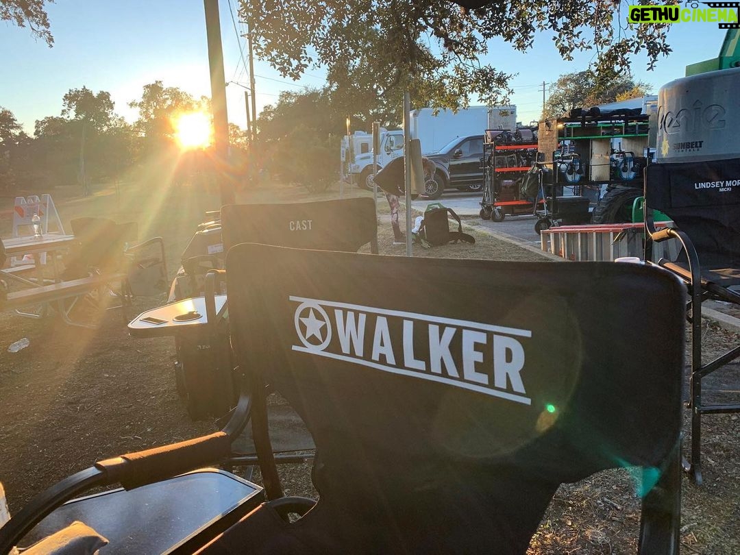 Lindsey Morgan Instagram - Who caught @thecwwalker last night??? What did we think?! 🌮⚡️