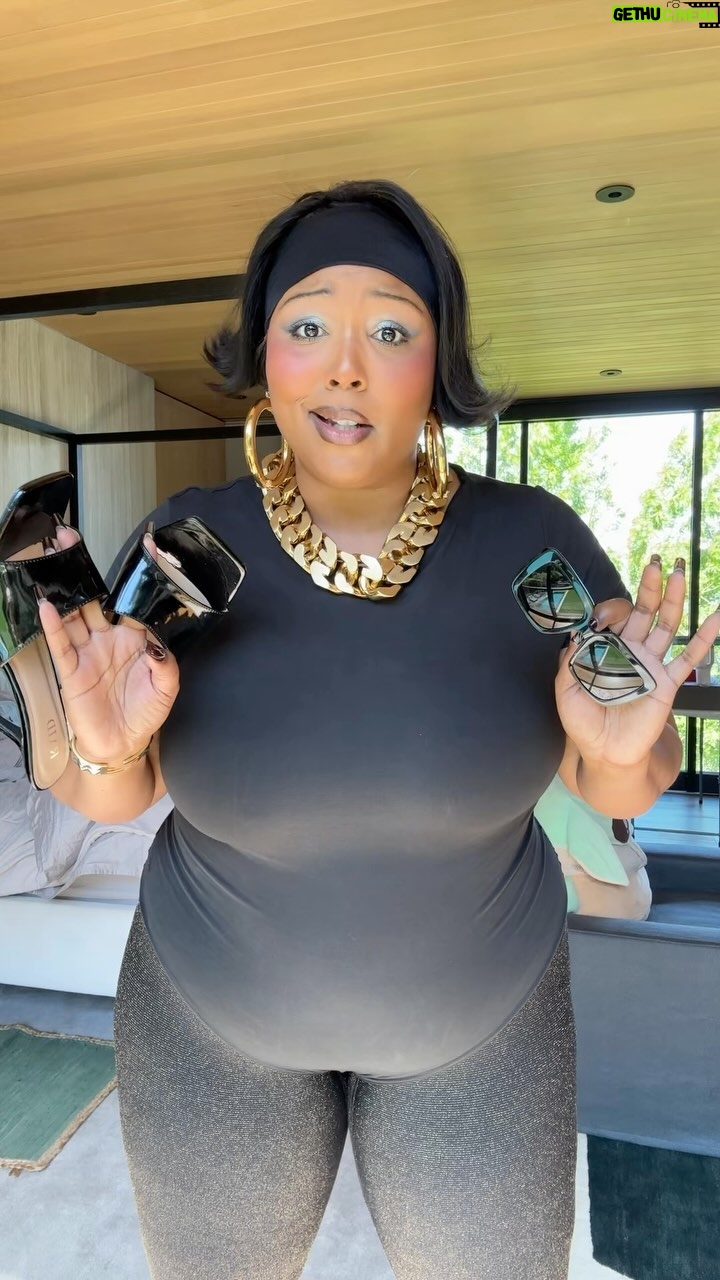 Lizzo Instagram - Trying my TikToks over here since that app gettin banned 🤪🤪🤪 GRWM feat @yitty snug cotton bodysuit