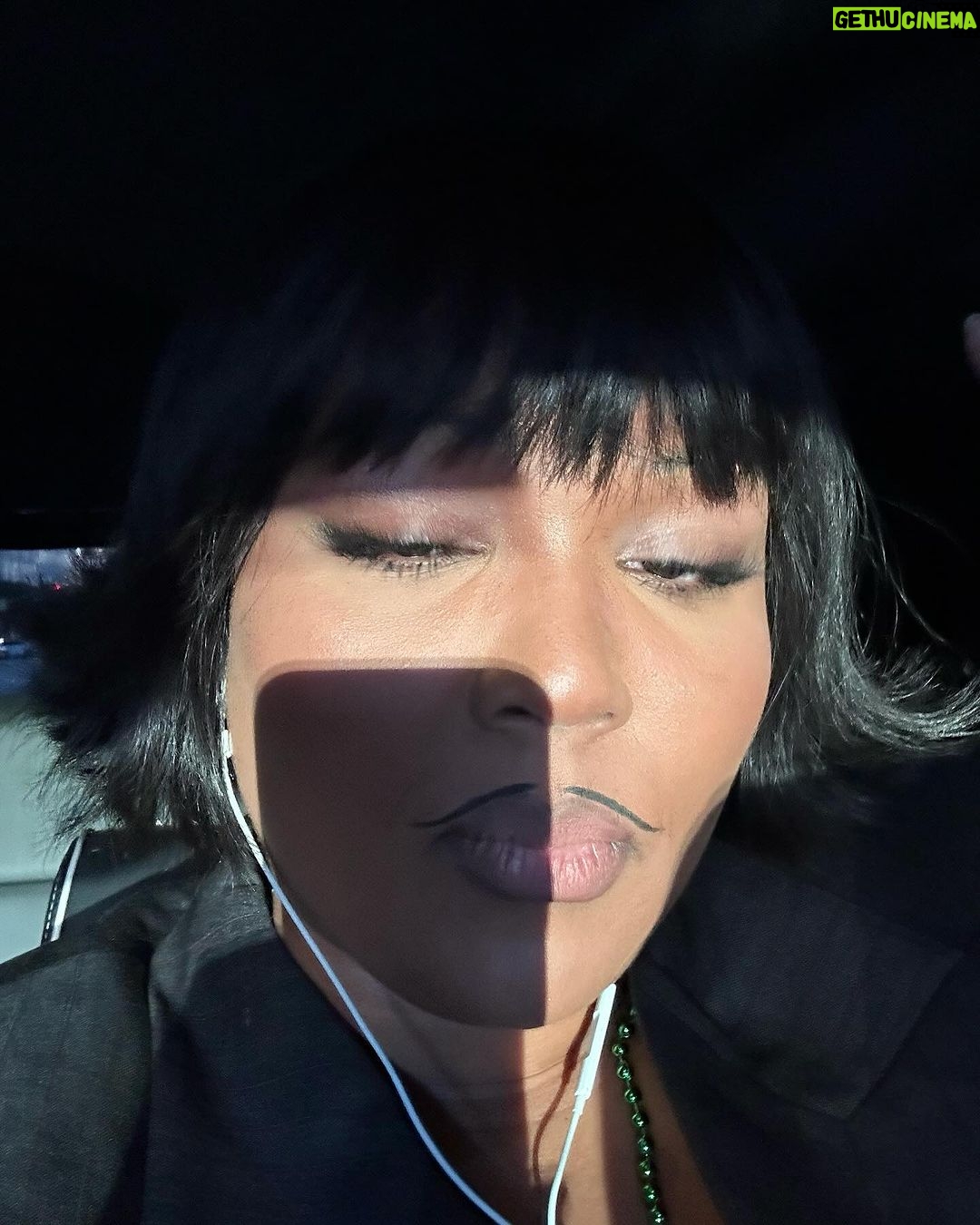 Lizzo Instagram - TRUST ME BABES LOL ðŸ˜ðŸ˜ðŸ˜