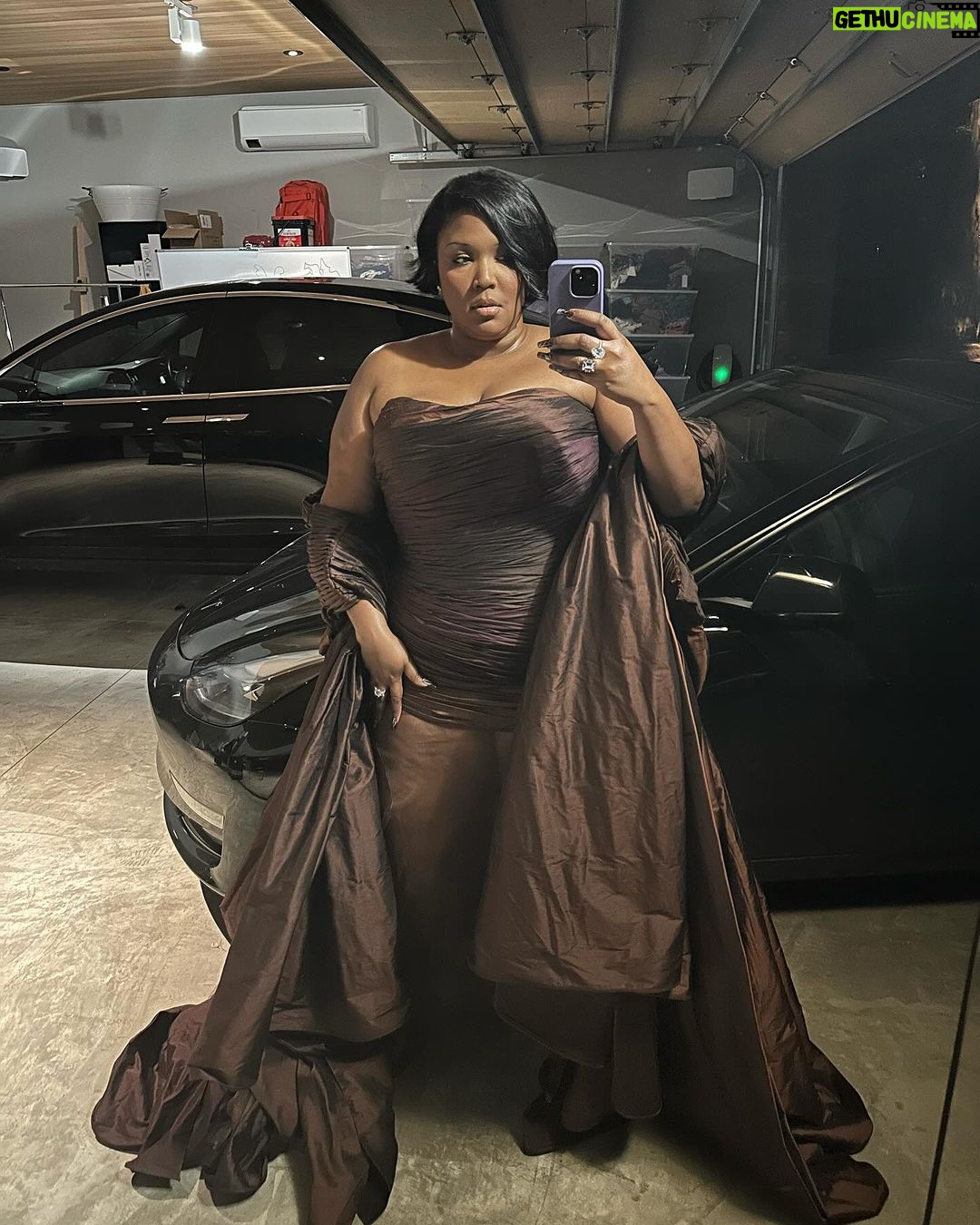 Lizzo Instagram - First vanity fair was cute. I didn’t like my carpet photo tho 💔