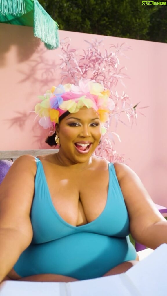 Lizzo Instagram - 🐬💦 YITTY GRRRL SUMMER IS HERE 💦🐬 INTRODUCING: SHAPING SWIM! DROPPING 4.1.24 BECAUSE EVERY DAMN BODY IS A SUMMER BODY IN YITTY 🫶🏾