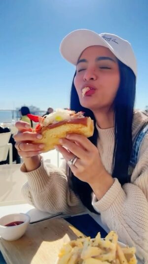 Lovi Poe Instagram - Love language: food. 😋