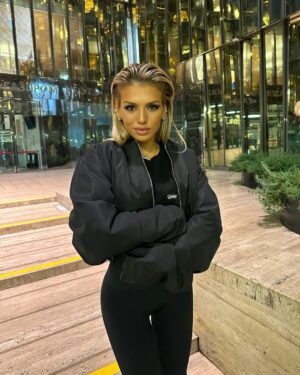 Lyudmila Chebotina Instagram - Welcome back💋